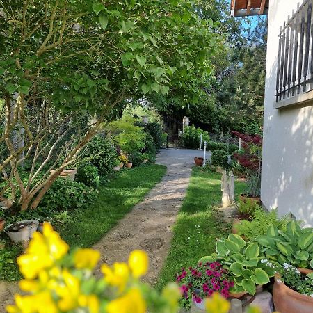 Bed and Breakfast La Citadelle Sainte-Genevieve-les-Gasny Exterior foto