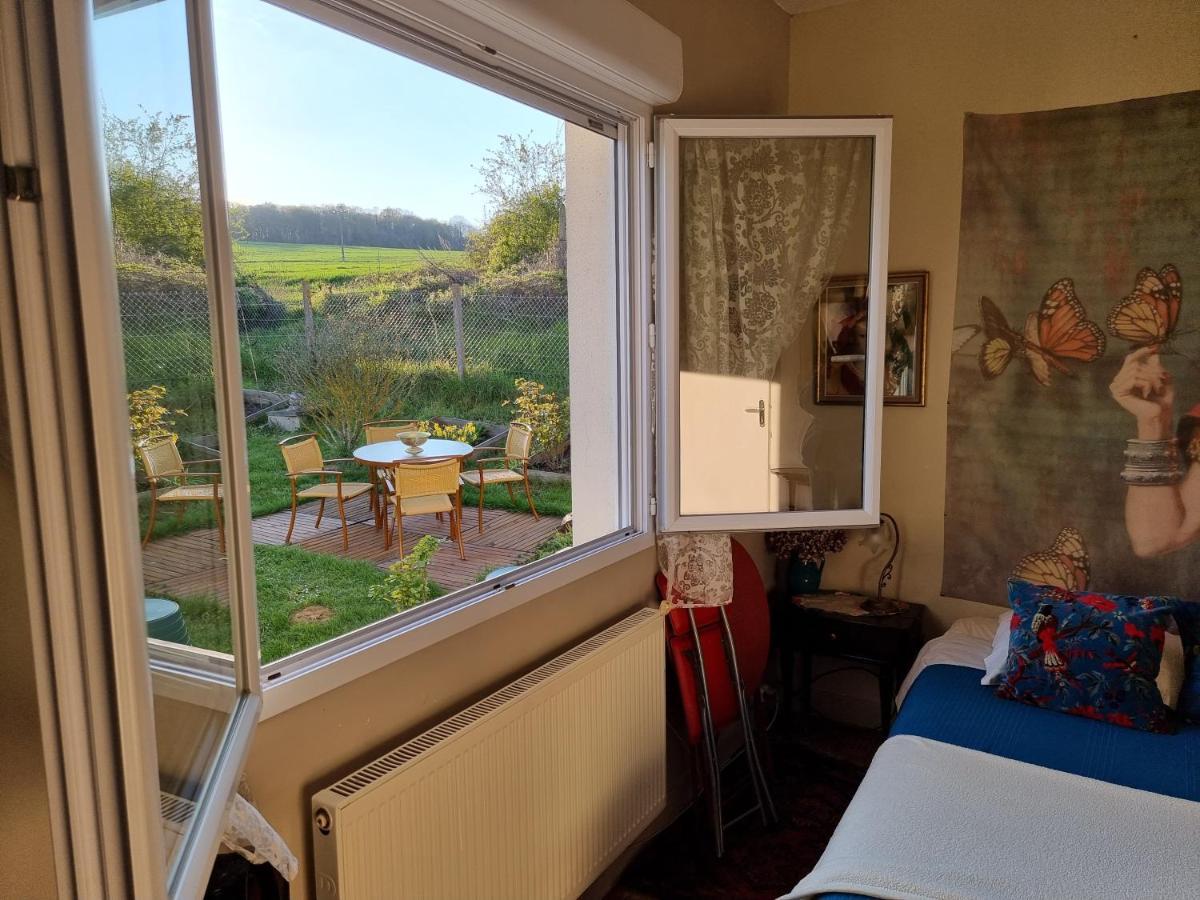 Bed and Breakfast La Citadelle Sainte-Genevieve-les-Gasny Exterior foto